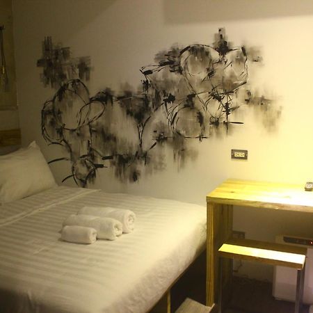 Just Inn 正旅館 北車 Tajpej Szoba fotó