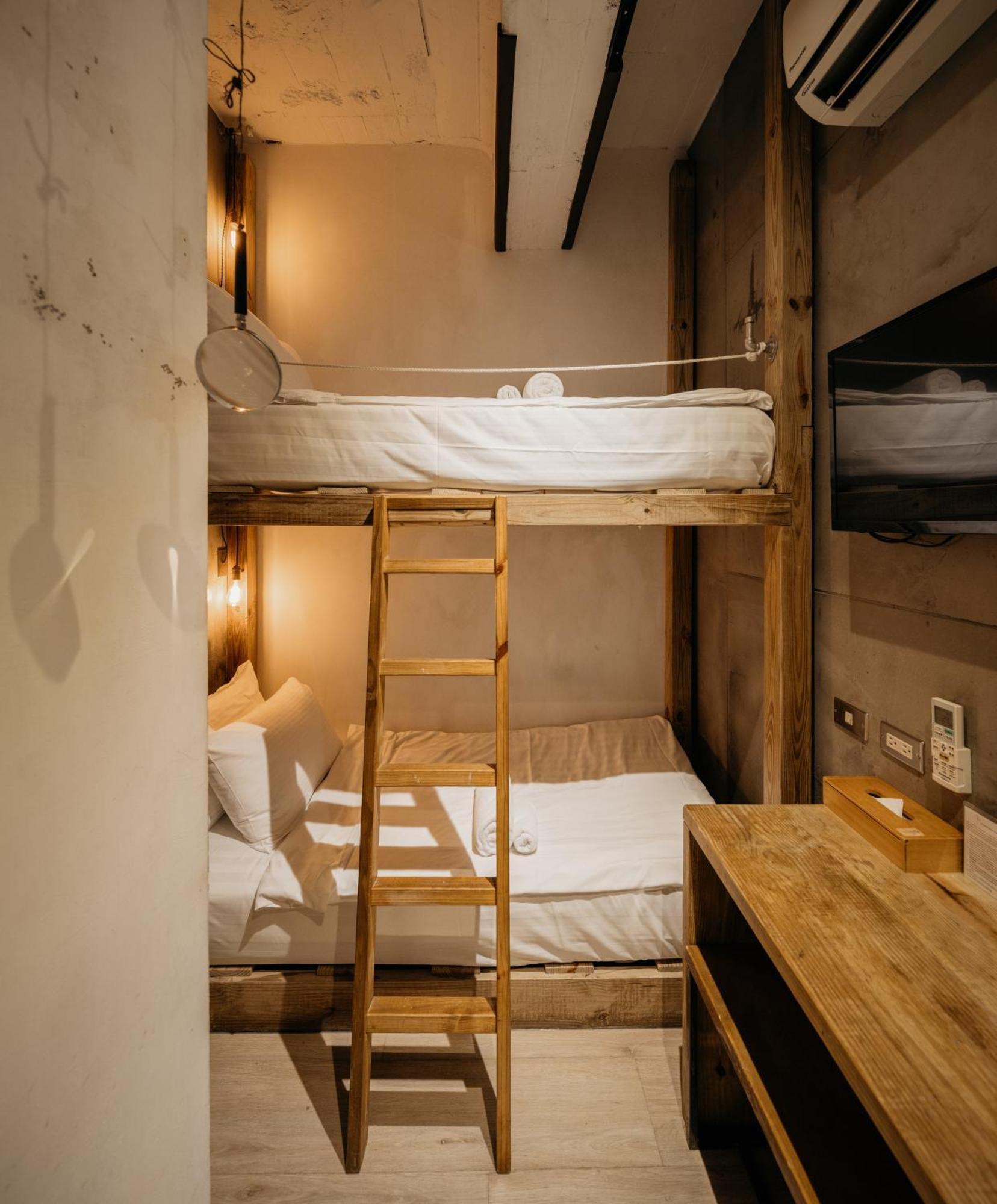 Just Inn 正旅館 北車 Tajpej Kültér fotó